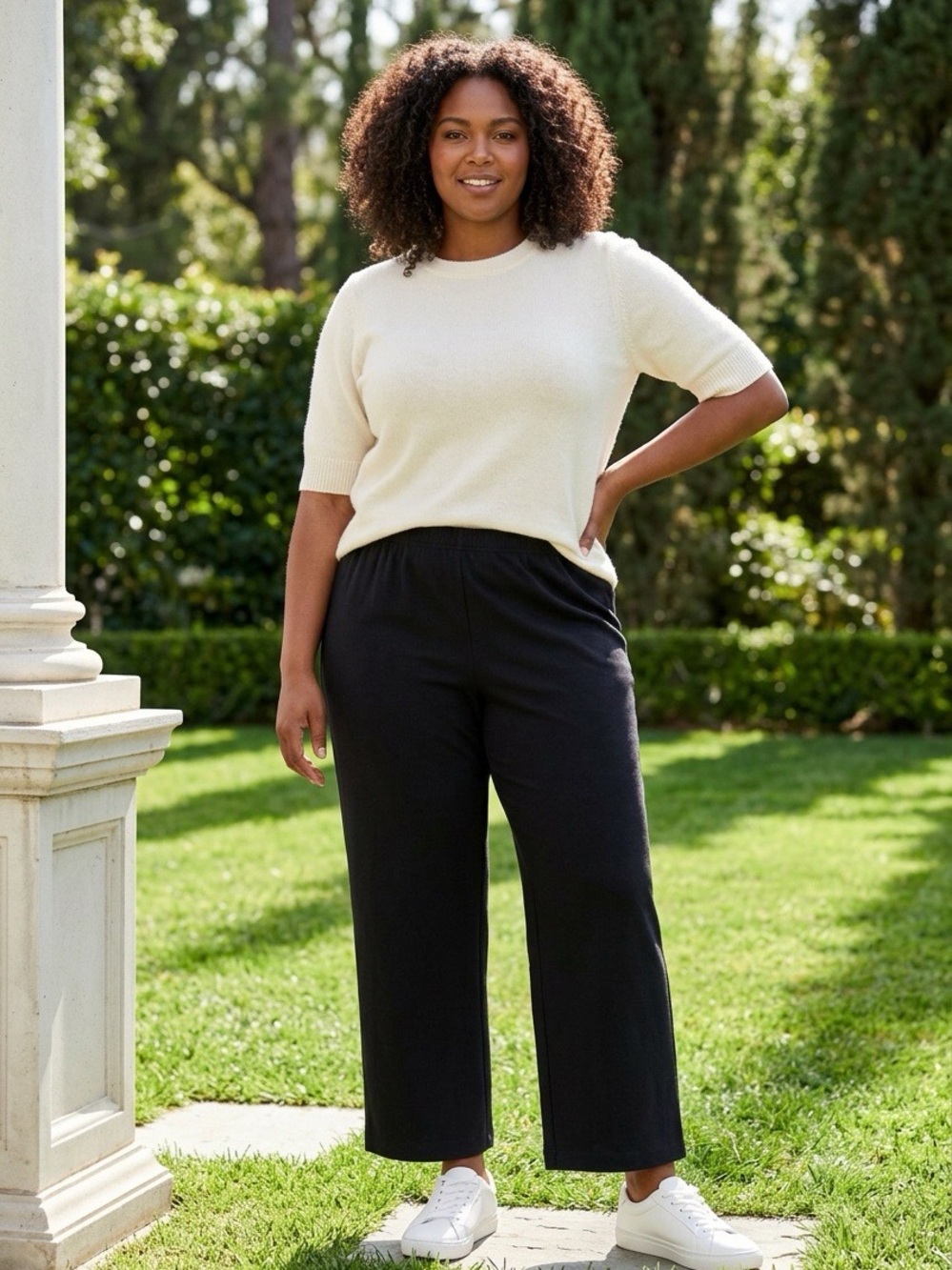 Wide-Leg Pull-On Pants in Black